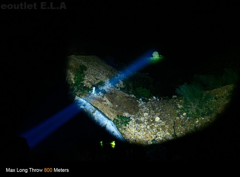 Olight SR91 Intimidator SST-90 1500 LED Flashlight
