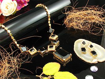 ELEGANT TOP QUALITY RUSSIAN BLACK SAPPHIRE MATCHING SET